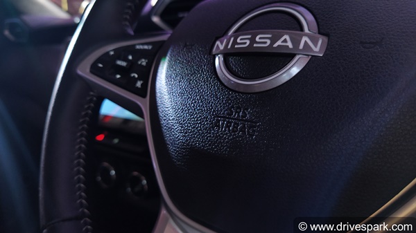 നിസാൻ മാഗ്നൈറ്റിന്റെ എൻട്രി ലെവൽ XE വേരിയന്റിനെ പരിചയപ്പെടാം