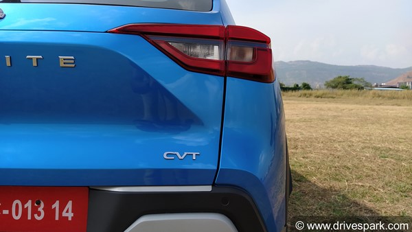 ഉയര്‍ന്ന വേരിയന്റുകള്‍ക്ക് ആവശ്യക്കാര്‍ ഏറെ; നിസാന്‍ മാഗ്നൈറ്റിന്റെ ബുക്കിംഗ് 5,000 പിന്നിട്ടു