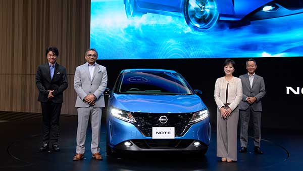 നോട്ട് ഹാച്ച്ബാക്കിന്റെ ഓള്‍-വീല്‍ ഡ്രൈവ് പതിപ്പിനെ അവതരിപ്പിച്ച് നിസാന്‍