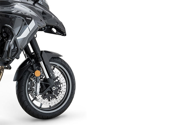 നവീകരണത്തോടെ TRK 502 അവതരിപ്പിച്ച് ബെനലി; ബ്രാന്‍ഡിന്റെ രണ്ടാമത്തെ ബിഎസ് VI മോഡല്‍