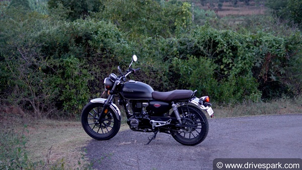 എൻഫീൽഡിനെ വെല്ലും ഹോണ്ട ഹൈനസ് CB350; ആദ്യ ഡ്രൈവ് റിവ്യൂ വിശേഷങ്ങൾ