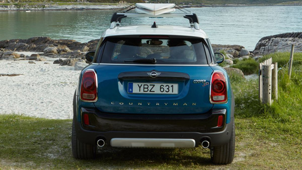 മിനി കണ്‍ട്രിമാന്‍ S JCW സ്വന്തമാക്കി യുവരാജ്; ചിത്രങ്ങള്‍ വൈറലാക്കി ആരാധകര്‍