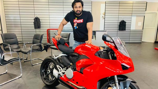 ബൈക്ക് റൈഡുകള്‍ ആസ്വദിക്കുന്നു; ഡ്യുക്കാട്ടി പാനിഗാലെ V2 സ്വന്തമാക്കി ഉണ്ണി മുകുന്ദന്‍
