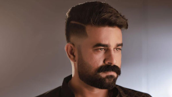 കുടുംബത്തിലെ പുതിയ അതിഥി; ഥാര്‍ സ്വന്തമാക്കിയ സന്തേഷം പങ്കുവെച്ച് വിജയ് ബാബു