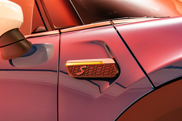 പുതിയ ഭാവത്തിൽ അണിഞ്ഞൊരുങ്ങി 2021 മിനി 5-ഡോർ പതിപ്പ്