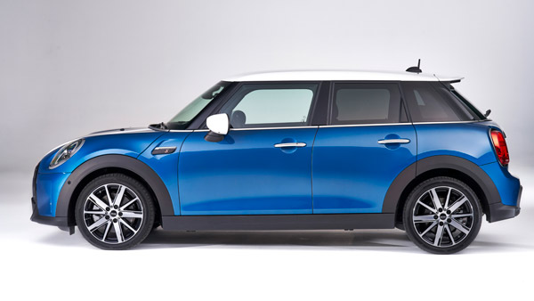 പുതിയ ഭാവത്തിൽ അണിഞ്ഞൊരുങ്ങി 2021 മിനി 5-ഡോർ പതിപ്പ്