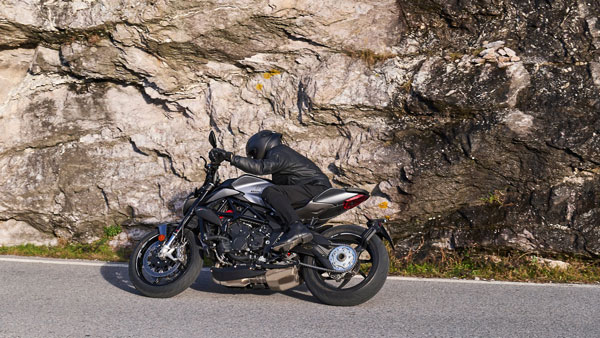 2021 ബ്രൂട്ടാലെ, ഡ്രാഗ്സ്റ്റർ മോഡലുകൾ വെളിപ്പെടുത്തി എംവി അഗസ്റ്റ