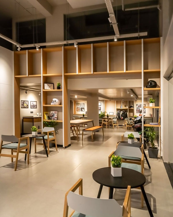 ഇലക്ട്രിക് സ്‌കൂട്ടറുകളുടെ ഡെലിവറി പുനെയില്‍ ആരംഭിച്ച് ഏഥര്‍; കൂടുതല്‍ നഗരങ്ങളിലേക്ക് ഉടന്‍