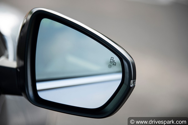 പ്രീമിയം എസ്‌യുവി നിരയിലെ പുത്തൻ താരോദയം; സിട്രൺ C5 എയർക്രോസിന്റെ ആദ്യ ഡ്രൈവ് വിശേഷങ്ങൾ