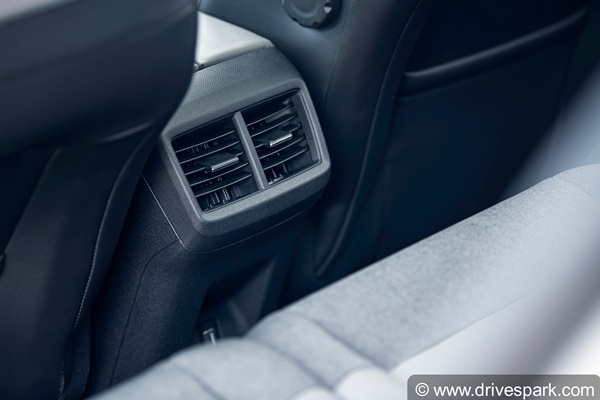 പ്രീമിയം എസ്‌യുവി നിരയിലെ പുത്തൻ താരോദയം; സിട്രൺ C5 എയർക്രോസിന്റെ ആദ്യ ഡ്രൈവ് വിശേഷങ്ങൾ