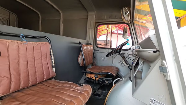 പോൾ ആറാമൻ മാർപ്പാപ്പയുടെ സമ്മാനമായി ഇന്ത്യയിലെത്തിയ അതിഥി; സിട്രൺ H വാൻ വീഡിയോ