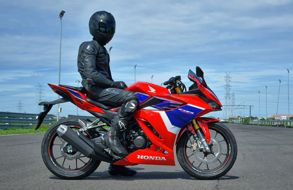 HRC ലിവറിയിൽ തിളങ്ങി ഹോണ്ട CBR 150R, CBR 250RR മോഡലുകൾ