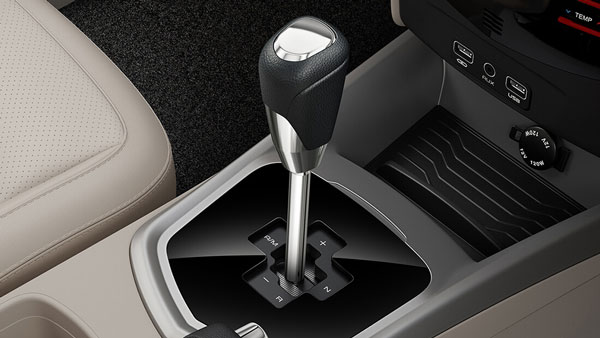 XUV300 പെട്രോള്‍ ഓട്ടോമാറ്റിക് അവതരിപ്പിച്ച് മഹീന്ദ്ര; വില 9.95 ലക്ഷം രൂപ