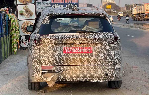 മഹീന്ദ്ര XUV500 മിഡ് വേരിയന്റിന്റെ വിവരങ്ങള്‍ അറിയാം; പരീക്ഷണ ചിത്രങ്ങള്‍ പുറത്ത്