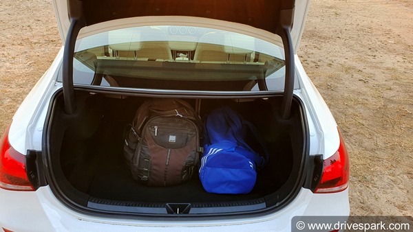 മെർസിഡീസിന്റെ എൻട്രി ലെവൽ കാർ; A-ക്ലാസ് ലിമോസിന്റെ റിവ്യൂ വിശേഷങ്ങൾ