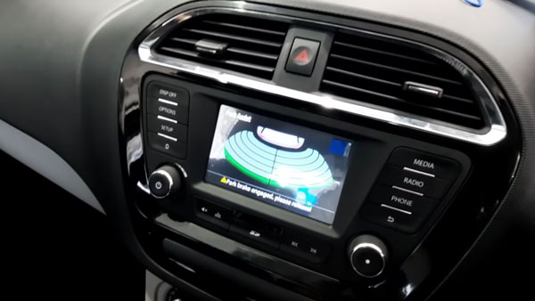 ടാറ്റ ടിയാഗൊ ലിമിറ്റഡ് പതിപ്പ് ഷോറൂമില്‍ എത്തി; ഫീച്ചറുകള്‍, മാറ്റങ്ങള്‍ പരിചയപ്പെടാം