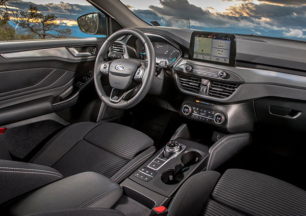 ഇന്ത്യൻ വിപണിയിലേക്ക് എത്താനൊരുങ്ങുന്ന ഫോർഡ് കാറുകൾ