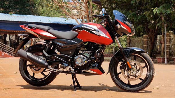 മാറ്റ് റെഡ് അഴകിലൊരുങ്ങി ബജാജ് പൾസ്ർ 150 ഇരട്ട ഡിസ്ക് വേരിയന്റ്