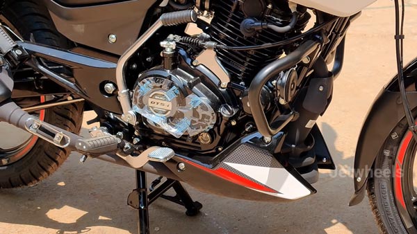 പുതിയ കളര്‍ ഓപ്ഷനില്‍ അണിഞ്ഞൊരുങ്ങി പള്‍സര്‍ 150; അവതണം ഉടന്‍