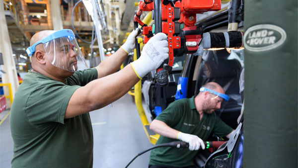 കൊറോണയുടെ അന്തകൻ എന്ന് വിശേഷണവുമായി പുതിയ ക്യാബിൻ എയർ ഫിൽറ്റർ അവതരിപ്പിച്ച് ജാഗ്വർ