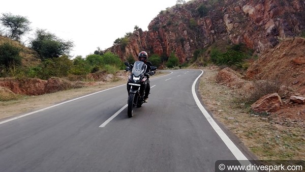 ഹോണ്ടയുടെ പുത്തൻ അഡ്വഞ്ചർ ടൂറർ CB 500X -ന്റെ റിവ്യൂ വിശേഷങ്ങൾ