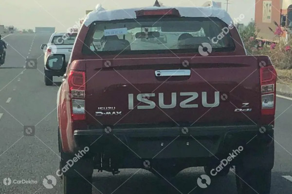 പരീക്ഷണയോട്ടത്തിനിടെ ക്യാമറ കണ്ണിൽ കുടുങ്ങി 2021 ഇസൂസു D-മാക്‌സ് V-ക്രോസ്