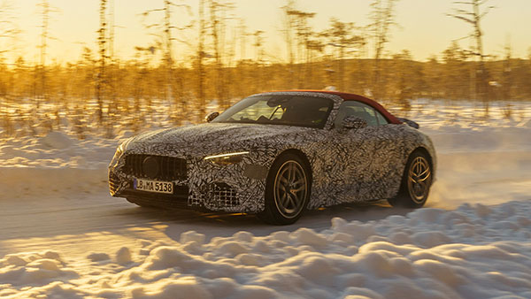 പുതുതലമുറ 300 SL സ്പോർട്സ് കാറിന്റെ ടീസർ വെളിപ്പെടുത്തി മെർസിഡീസ്