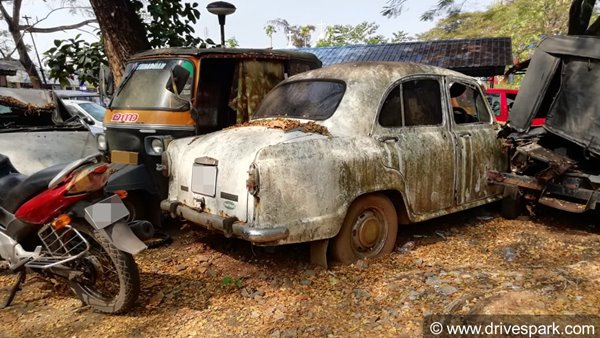 സർക്കാർ വാഹനങ്ങൾക്ക് ഇനിമുതൽ ആയുസ് 15 വർഷം; കരട് വിജ്ഞാപനവുമായി ഗതാഗത മന്ത്രാലയം