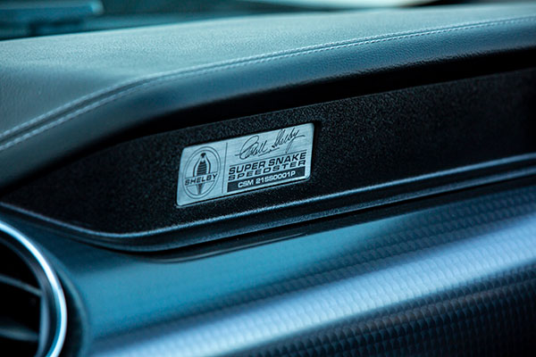 കരോൾ ഷെൽബിയുടെ 98-ാം ജന്മദിനത്തോടനുബന്ധിച്ച് ലിമിറ്റഡ് എഡിഷൻ മോഡലുകൾ അവതരിപ്പിച്ച് ഷെൽബി അമേരിക്കൻ