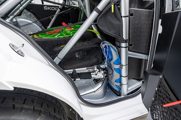 റേസിംഗ് രംഗത്തെ 120-ാം വാർഷികം; ഫാബിയ റാലി 2 ഇവോ എഡിഷൻ അവതരിപ്പിച്ച് സ്കോഡ