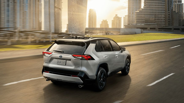 ടൊയോട്ട RAV4 ഹൈബ്രിഡ് എസ്‌യുവിയുടെ പുതിയ പരീക്ഷണ ചിത്രങ്ങൾ പുറത്ത്; അരങ്ങേറ്റം ഉറപ്പിക്കാം