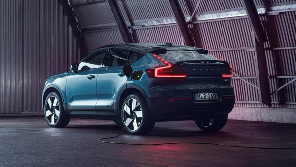 400 കിലോമീറ്റർ ശ്രേണിയുമായി പുതിയ C40 റീച്ചാർജ് അവതരിപ്പിച്ച് വോൾവോ