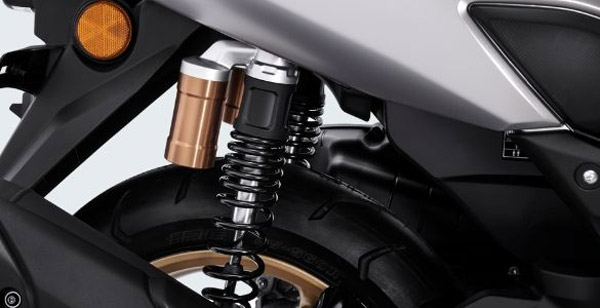 എൻമാക്സ് 155 മോഡലിന് പുതിയ കളർ ഓപ്ഷൻ അവതരിപ്പിച്ച് യമഹ