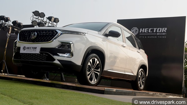 ഹെക്ടറിൽ ക്ലൈമറ്റ് കൺട്രോൾ ഇനി ആപ്പിൾ വാച്ചിലൂടെ നിയന്ത്രിക്കാം; പുത്തൻ അപ്പ്ഡേറ്റുമായി എംജി