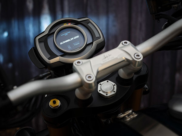 പുതിയ സ്‌ക്രാംബ്ലർ 1200 സ്റ്റീവ് മക്വീൻ എഡിഷനുമായി ട്രയംഫ്, ഇന്ത്യയിലേക്കും എത്തും