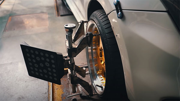 ആരേയും ആകർഷിക്കും രൂപഭാവത്തിൽ എയർ സസ്പെൻഷനുകളുമായി മാരുതി സ്വിഫ്റ്റ്