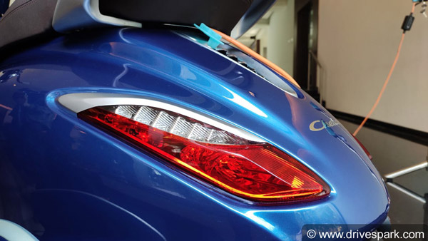 ചേതക് ഇലക്ട്രിക്കിന്റെ ബുക്കിംഗ് പുനരാരംഭിക്കാനൊരുങ്ങി ബജാജ്