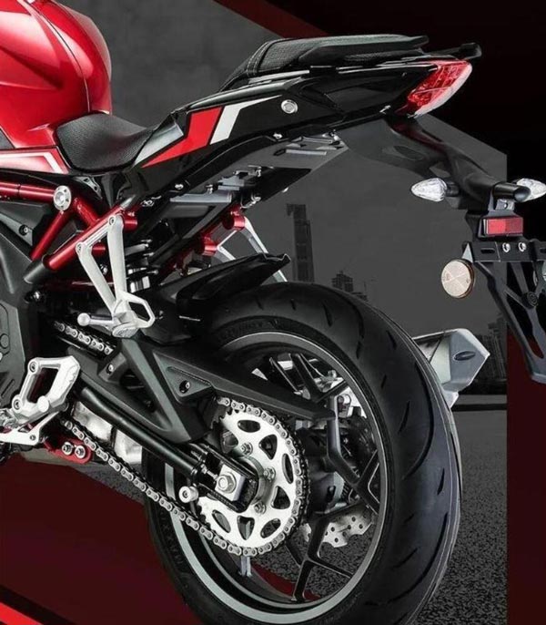 നിഞ്ച 300 -ന് വെല്ലുവിളിയായി 2021 302R അവതരിപ്പിച്ച് ബെനലി