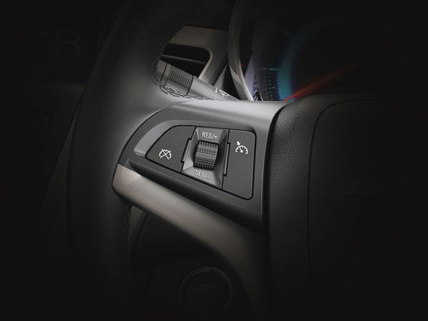 വിൽപ്പന നിർത്തിയെങ്കിലെന്താ കരുതലുണ്ടല്ലോ; ടകാറ്റ എയർബാഗ് തകരാർ, ക്രൂസിനെ തിരിച്ചുവിളിച്ച് ഷെവർലെ