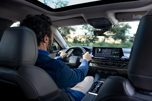 ക്രോസ്ഓവർ ശൈലിയുള്ള സെഡാൻ, 2022 C5X മോഡലിനെ അവതരിപ്പിച്ച് സിട്രൺ