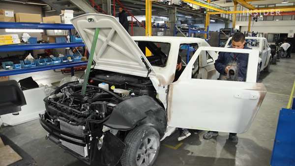 ഫൈബർഗ്ലാസിൽ നിർമിച്ച എസ്‌യുവി, പരിചയപ്പെടാം വാലിസ് ഐറിസിനെ