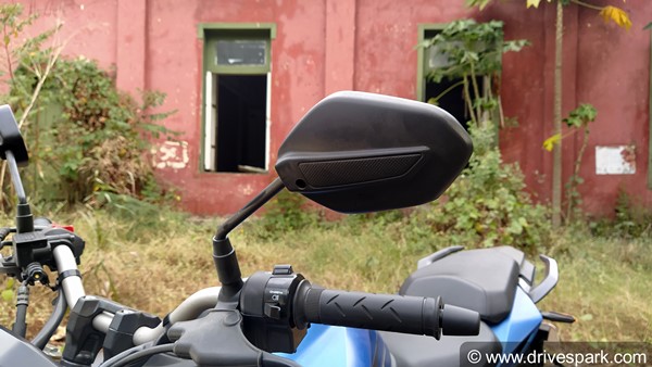 റിയര്‍ വ്യൂ മിററും, ഇന്‍ഡിക്കേറ്ററും ഇല്ലെങ്കില്‍ പിഴ 500 രൂപ; പുതിയ പ്രഖ്യാപനങ്ങള്‍ ഇതാ