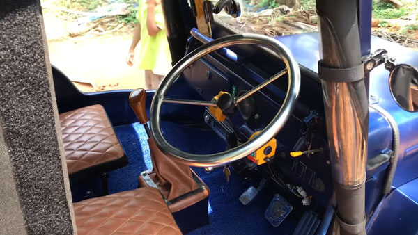 മക്കൾക്കായി മലപ്പുറം സ്വദേശിയുടെ കരവിരുതിൽ ഒരു മിനി ജീപ്പ്