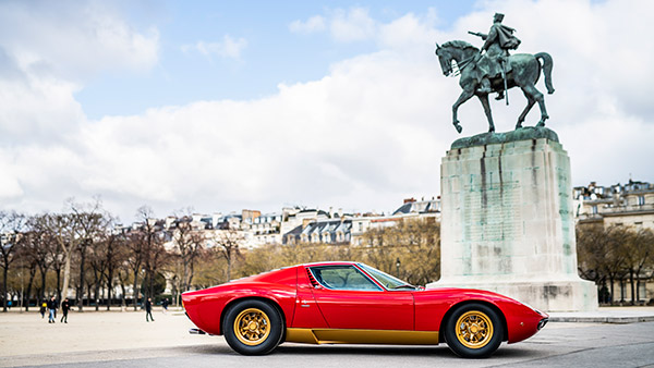 ലോകത്തിലെ ആദ്യത്തെ സൂപ്പർ കാറിന് 50 വയസ്; ലംബോർഗിനി മിയൂറ SV