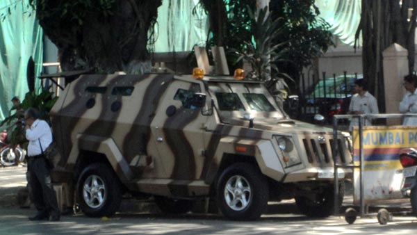 ഇന്ത്യൻ നിരത്തിൽ അപൂർവ്വ കാഴ്ച്ചയായി റെനോ ഷെർപ