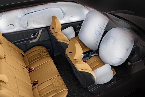 XUV700-യുടെ വരവ് പൊടിപൊടിക്കാന്‍ മഹീന്ദ്ര; XUV500 താല്‍ക്കാലികമായി നിര്‍ത്തും