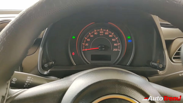 ലിമിറ്റഡ് എഡിഷൻ കിറ്റിൽ ക്ലാസി രൂപത്തിലൊരുങ്ങി മാരുതി സ്വിഫ്റ്റ് LXi