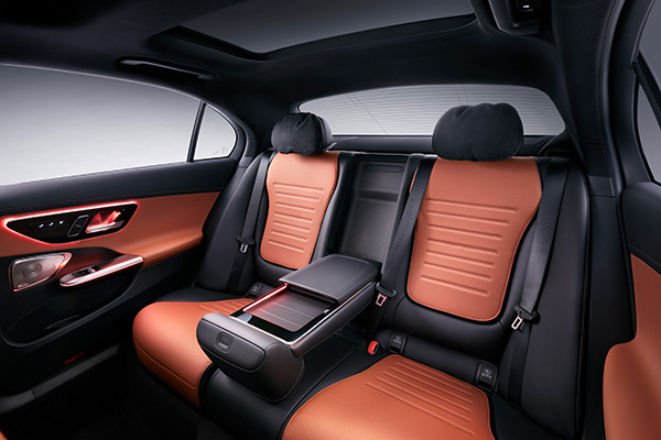 പുത്തൻ C-ക്ലാസ് L ലോംഗ് വീൽബേസ് മോഡൽ പുറത്തിറക്കി മെർസിഡീസ് ബെൻസ്