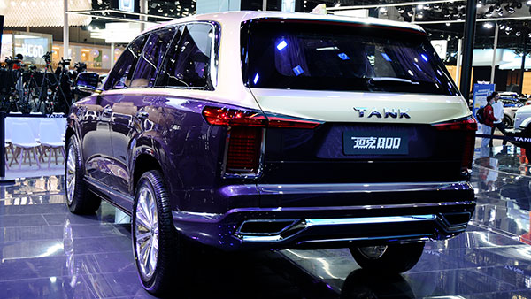 ലുക്കിൽ കലിനന് സമം; ടാങ്ക് 800 എസ്‌യുവി അവതരിപ്പിച്ച് GWM