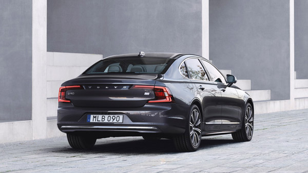 S90 സെഡാന്‍ ഇന്ത്യന്‍ വെബ്സൈറ്റില്‍ നിന്ന് നീക്കം ചെയ്ത് വോള്‍വോ